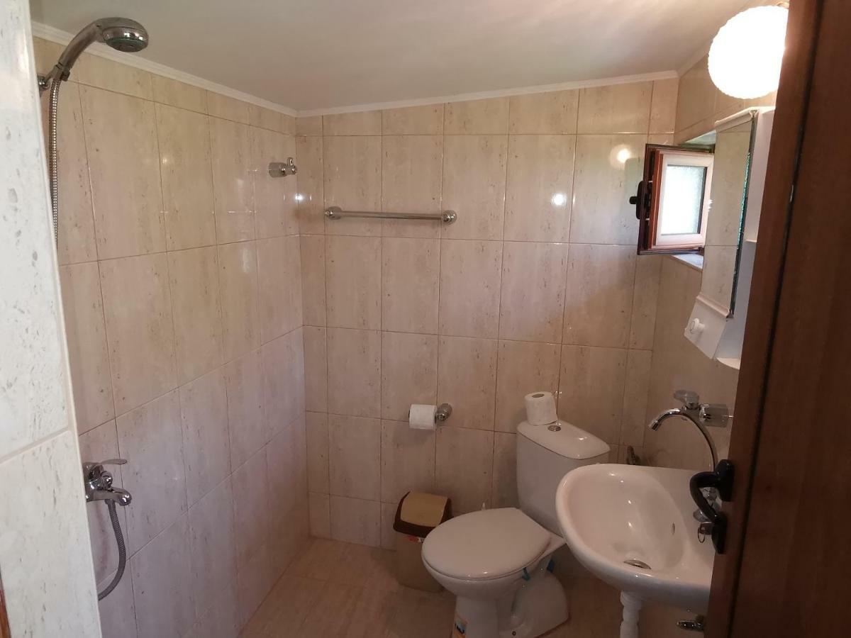 Дядовата Къща Hotell Trjavna Eksteriør bilde